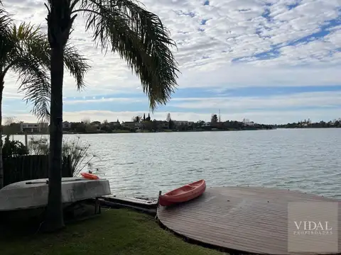 Casa en Venta al Este