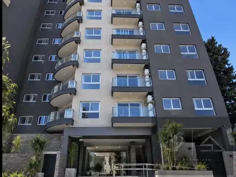 Departamento 3 ambientes con cochera Ramos Mejia Norte, a  estrenar con cochera y piscina