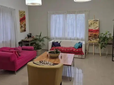 Casa en Venta con 4 cocheras