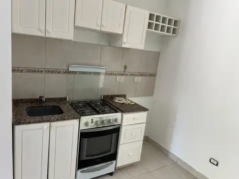 Departamento en Alquiler con 1 cocheras