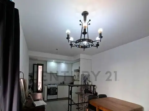 Departamento 2 Dormitorios en Excelente Ubicación  - 3 de Febrero 2025 –