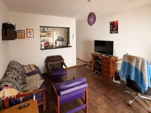 1 Dormitorio con 2 patios. Necochea 1300