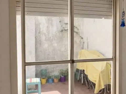 1 Dormitorio con 2 patios. Necochea 1300