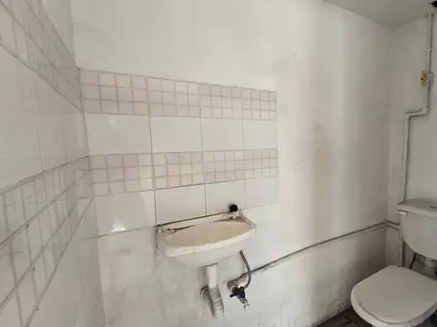 Venta local Estacion de Padua oportunidad