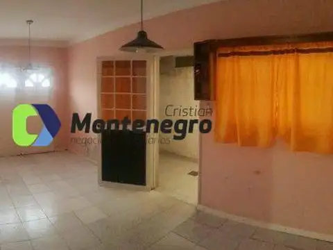 Casa en Venta en Berazategui, USD 85.000