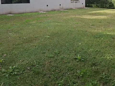 Casa en Venta con 6 cocheras