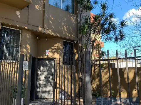 Galpon en Alquiler en Jose Leon Suarez, $ 4.500.000