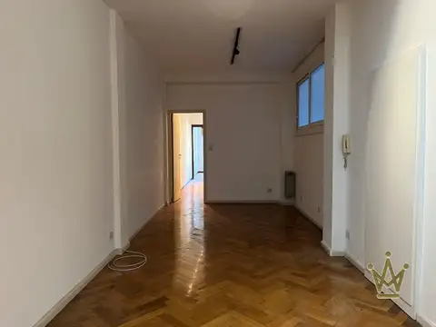 Marcelo T de Alvear al 700 , Piso 3