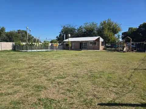 Quinta en Venta con 5 cocheras