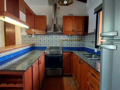 CASA EN VENTA FUNES 2 DORMITORIOS PILETA