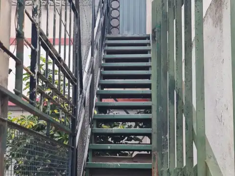 Depto Tipo Casa en Alquiler en Loma Hermosa, $ 600.000