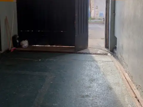 Galpon en Alquiler en Floresta, $ 2.400.000