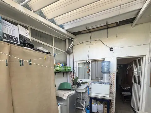 Depto Tipo Casa en Venta 40 años