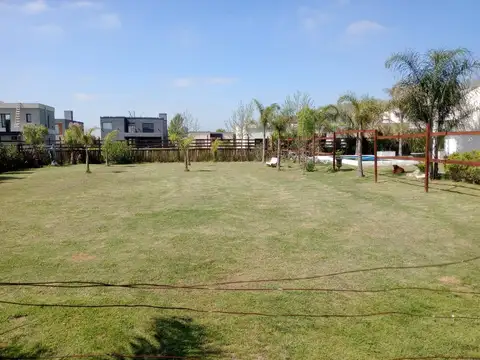 Terreno en Venta 33  mts Fondo