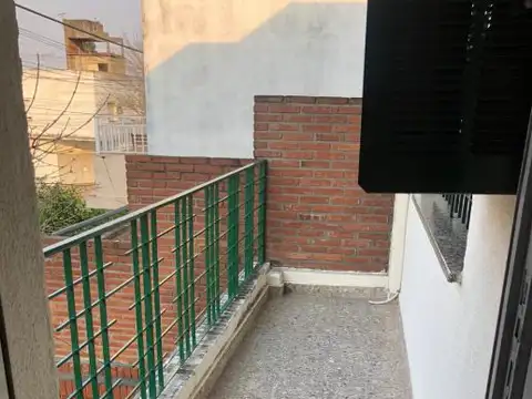 CASA PH EN VENTA EN PRIMER PISO