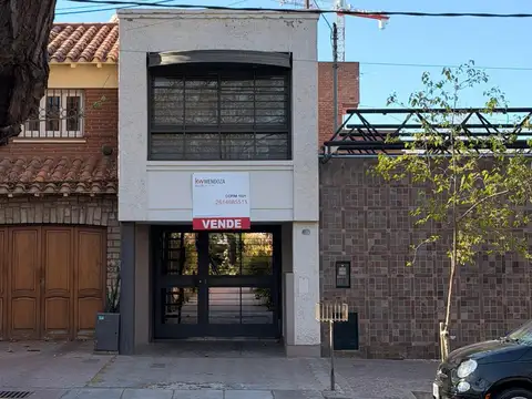 Casa Estudio en la Quinta Seccion de estilo 2Dorm + Dep
