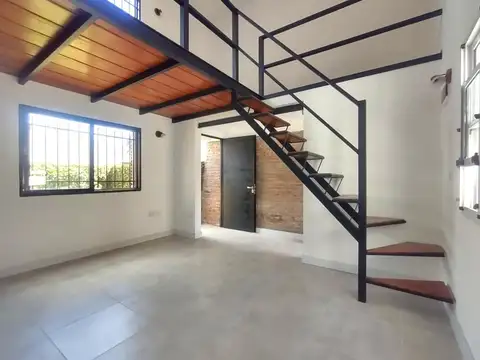 PH 2 amb en Alquiler con Fondito en Haedo Norte