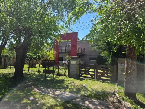 Casa en Alquiler Temporal con 2 cocheras