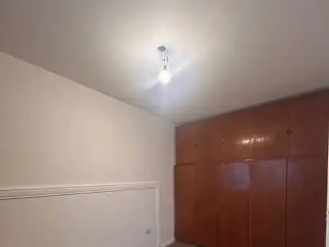 Jujuy 2427 PB , Piso 0
