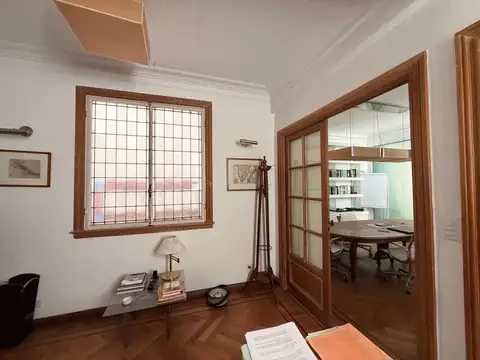 Oficina amoblada en alquiler