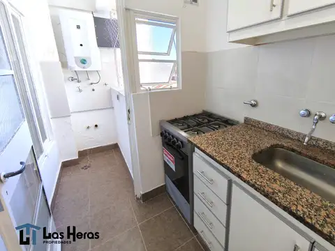 Departamento en Alquiler en Pompeya, $ 500.000