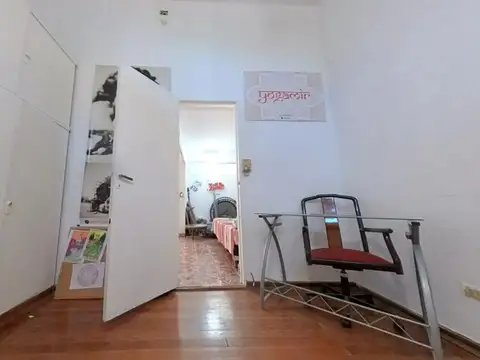 Depto Tipo Casa en Venta 50 años
