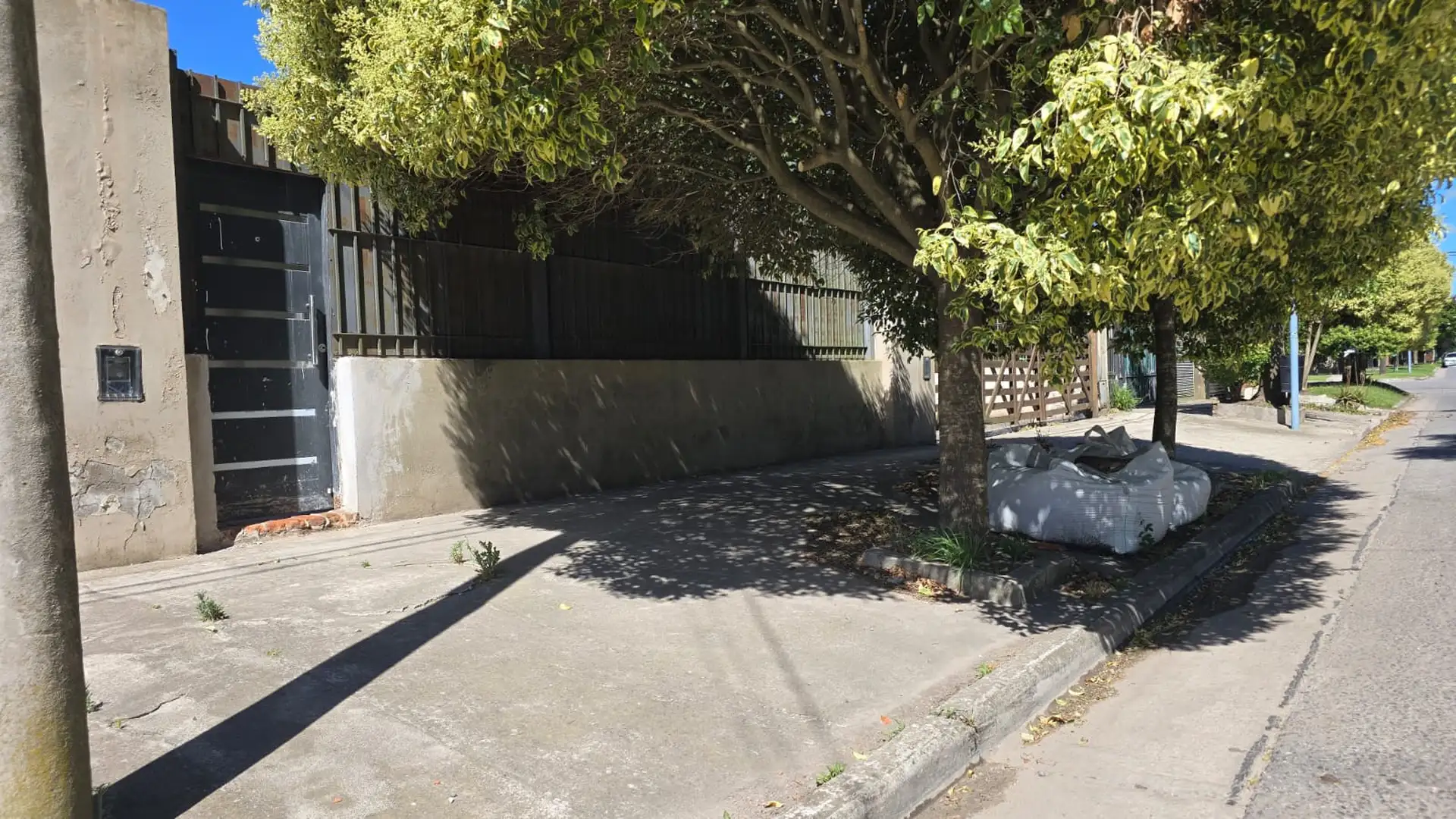 Lote en venta 375m² en Los Pinares