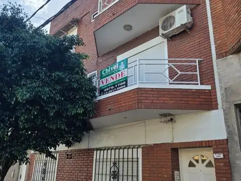 VENTA DE DEPARTAMENTO 3 AMBIENTES AL FRENTE EN LOMAS DEL MIRADOR
