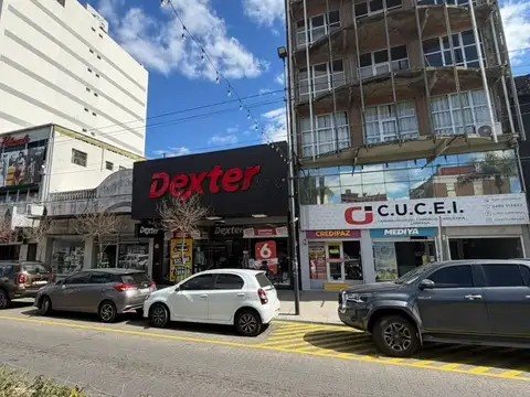 Av. Rocca 100