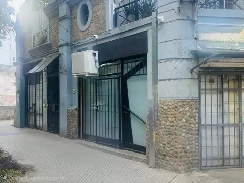 Alquiler Local Comercial en Belgrano Calle Vidal Esquina Av Congreso. Real Oportunidad