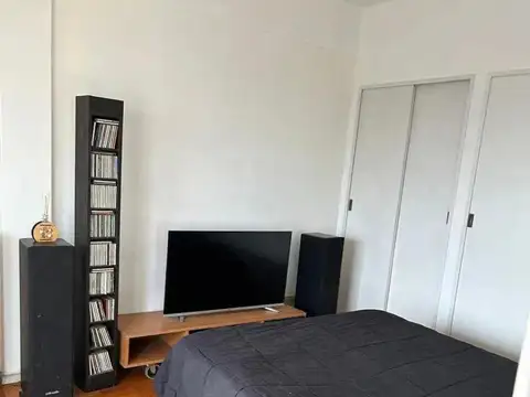 Departamento - Venta - Barracas 2 amb al frente con balcón