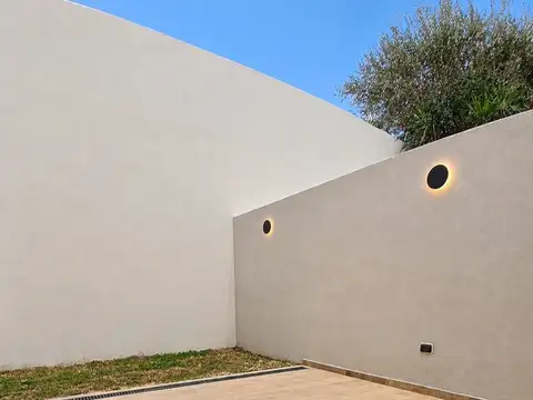 DUPLEX A EXTREANR EN DESARROLLO CERCA AV MAIPU