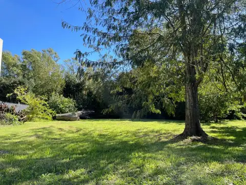Terreno en venta - 695Mts2 - Villa Elisa
