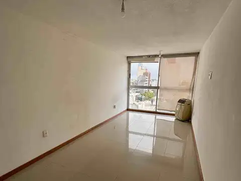 ALQUILER DE MONOAMBIENTE EN TRES CRUCES 