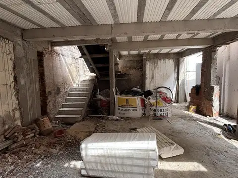 Depto Tipo Casa en Venta de Monoambiente