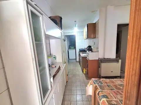 Casa 5 ambientes con 1 baño