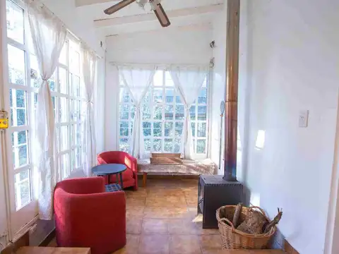Casa 4 ambientes con 1 baño
