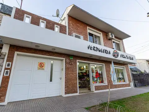 Departamento local galpon en venta en baigorria