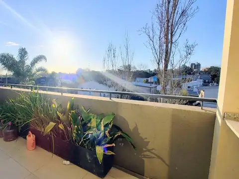 Departamento en Alquiler con 1 cocheras