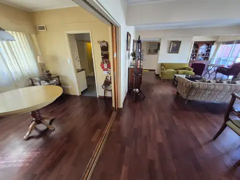 Departamento en Venta de 5 ambientes