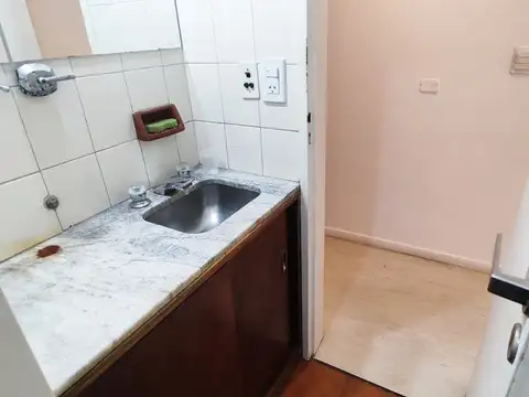 Oficina en Alquiler en Avellaneda, $ 300.000
