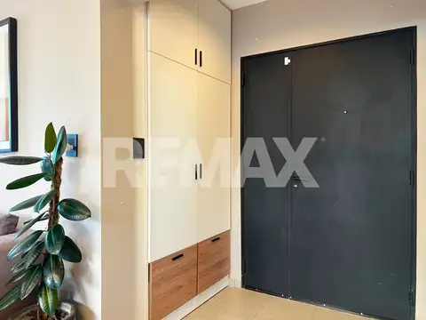 Depto Tipo Casa en Alquiler con 1 cocheras