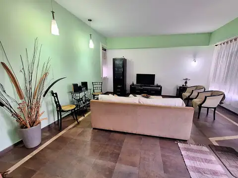 VENTA CASA 4 AMB QUINCHO Y COCHERA VILLA SARMIENTO