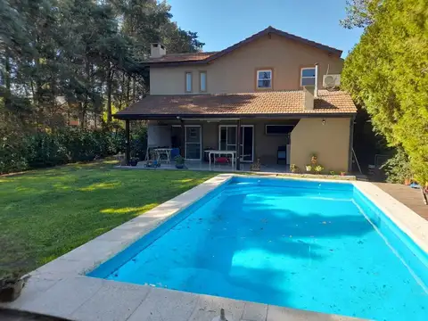 Avenida Presidente Juan Domingo Perón 1300