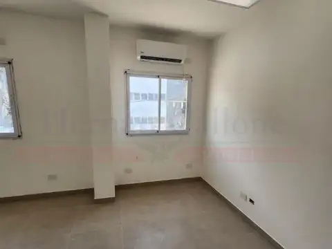 Galpon en Alquiler en Jose Leon Suarez, USD 22.400