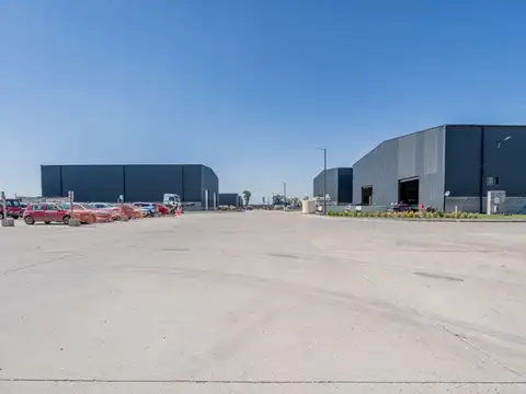 Nave Industrial AAA EN VENTA R25 MORENO