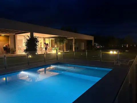 Nuevo Valor  =) Casa en barrio privado club de campo Haras del Sur II, Brandsen