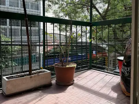 Departamento en Venta 3 dormitorios, balcón al frente en Palermo