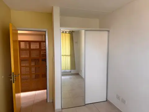 UN DORMITORIO