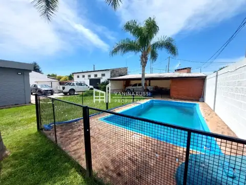 Casa 5 ambientes con 2 baños